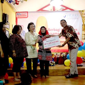 Bantu Anak-anak Penderita Kanker Melalui Donasi Konsumen