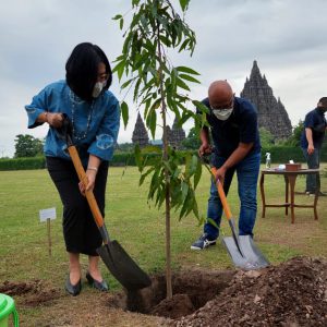 Meneg BUMN Wajibkan BUMN Hijaukan Indonesia, Ini Yang Dilakukan KBI