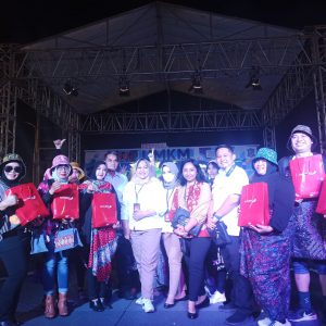 Promosikan Aneka Produk, Pelaku UMKM Ikuti Fashion Show di Festival UMKM CitraLand Surabaya