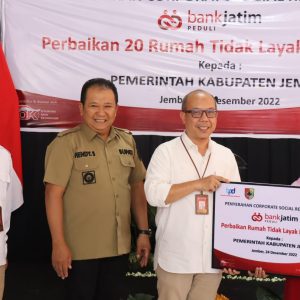 Pemkot Batu dan Pemkab Jember Apresiasi Penyaluran CSR Bank Jatim.
