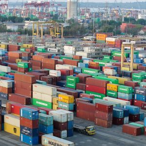 Terminal Peti Kemas Tetap Beroperasi Normal Saat Nataru