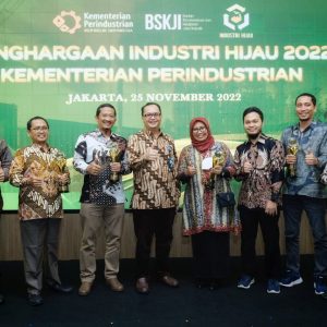 Delapan Pabrik SIG Raih Penghargaan Industri Hijau 2022 dari Kementerian Perindustrian   