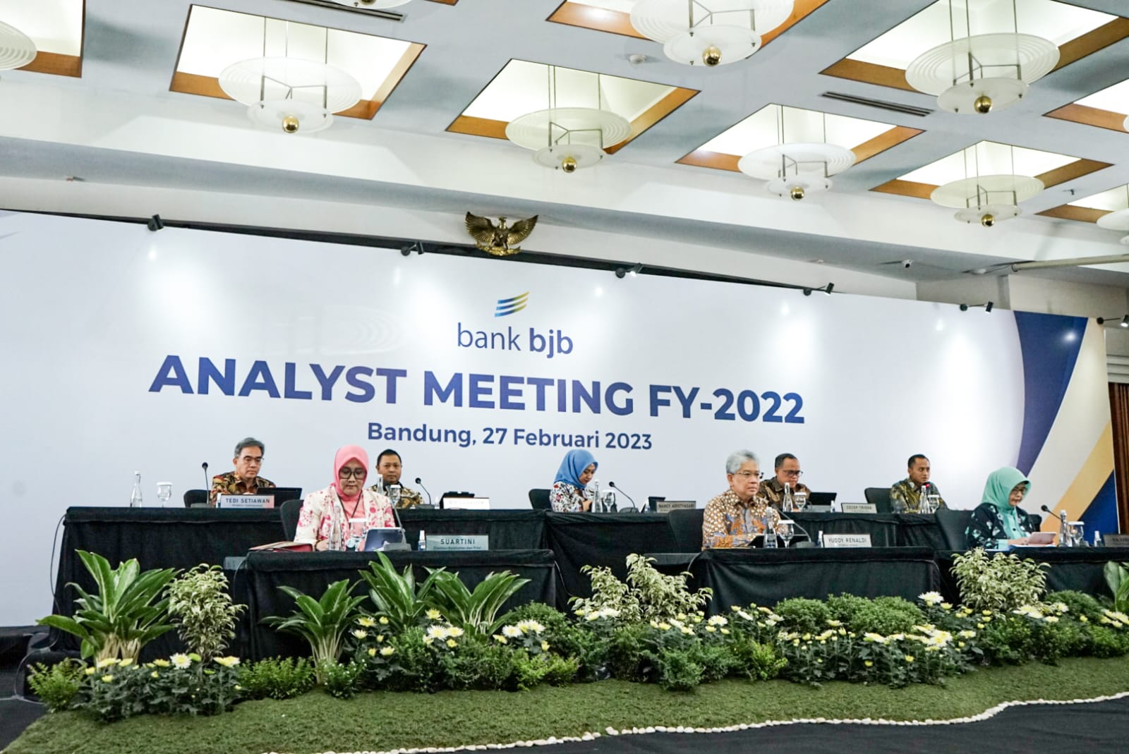 Kinerja Bertumbuh, Tahun 2022 Bank Bjb Raih Laba 2,8 T Dan NPL Terjaga ...