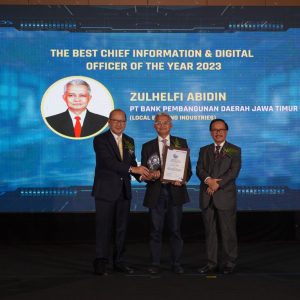 Lakukan Transformasi Digital Secara Masiv,  Bank Jatim Raih Tiga Penghargaan