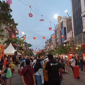 Ingin Umroh Gratis. Ayo Terus Gunakan QRIS BRIMO Saat Transaksi di Kya-Kya Surabaya   