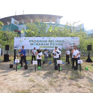 Dukung Upaya Penghijauan Lingkungan, Pelindo Regional 3 Tanam 2500 Bibit Pohon Serempak di 4 kota