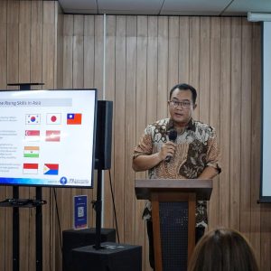 Peluncuran Buku “Growth Space” oleh Anggawira. Bahlil Lahadalia: Generasi Muda Harus Cerdas, Berintegritas, dan Mampu Mengeksekusi, Bukan Bernarasi Saja