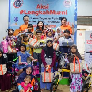 Peringati Hari Kanker Anak Sedunia, Cleo Beri Bantuan pada Yayasan Peduli Kanker Anak Indonesia