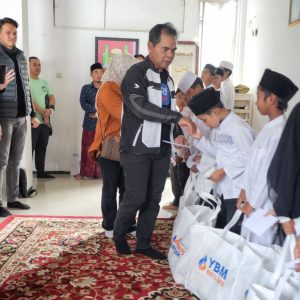 BRI RO Surabaya Gelar Safari Ramadhan 2024 dan Bagikan Paket Sembako untuk Anak Yatim dan Kaum Dhuafa