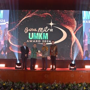 BSI Maslahat Raih Dua Penghargaan Gold Dalam Acara Bina Mitra UMKM Award 2024