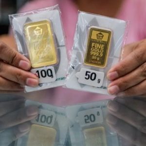 Tak Terbendung Harga Emas Antam Jumat Melejit Tembus Rp1,529 juta per Gram