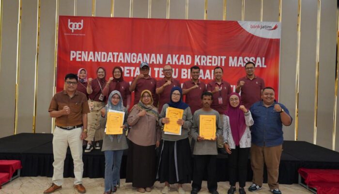 Akad Kredit Massal Bank Jatim: Rp 24 Miliar untuk Kesejahteraan Petani Tebu