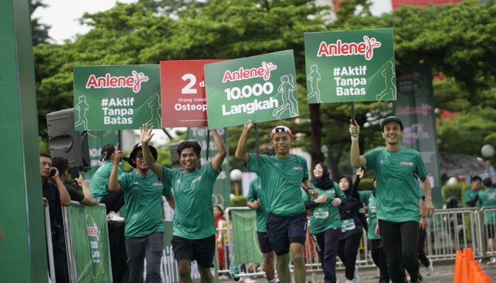 Langkah Menuju Tulang Kuat: 5.000 Orang Jalan Kaki 10.000 Langkah di Surabaya untuk Cegah Osteoporosis