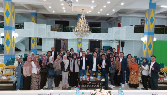 FEB Unair Kolaborasi dengan BRI Edukasi UMKM Hadapi Ancaman Kejahatan Siber