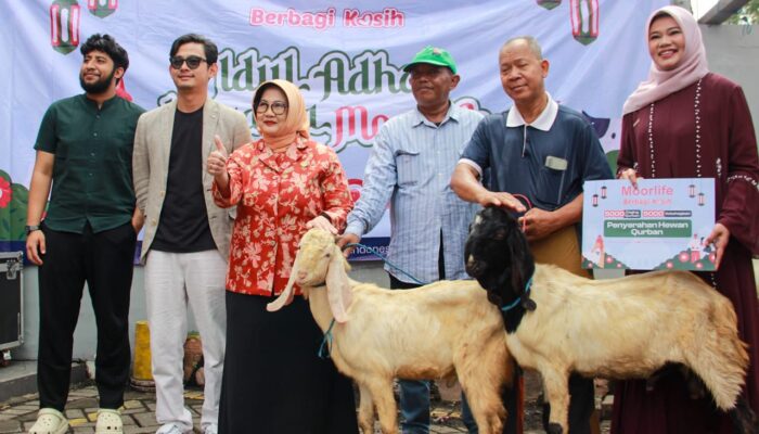 Moorlife Bagikan 5.000 Daging Kurban dalam Wadah Makan Ramah Lingkungan