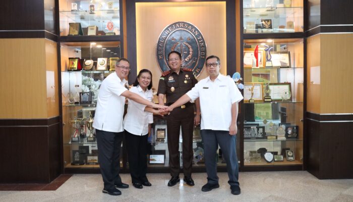 DJP Jatim dan Kejati Jatim Perkuat Penegakan Hukum Pajak dan Cegah Rokok Ilegal