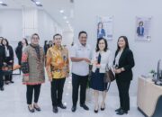 Peringati Hari Pelanggan Nasional, Direksi Bersama RCEO BRI Region 12 Surabaya Sapa Nasabah