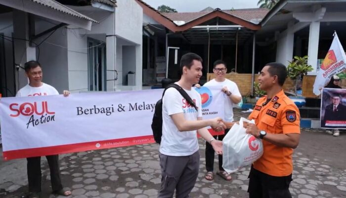 YCCK dan SOUL Community Salurkan Bantuan Mendesak untuk Korban Erupsi Semeru