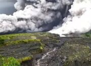Erupsi Semeru: Awan Panas Capai 7 Km, Warga Dihimbau Menjauh