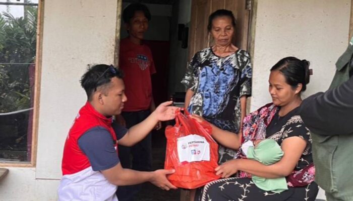 Pertamina Patra Niaga Cepat Salurkan Bantuan untuk Korban Erupsi Semeru