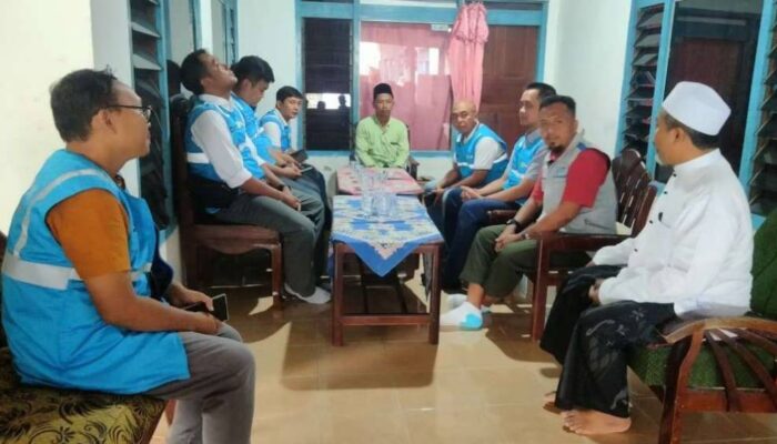 Akhiri 2025, PLN UP3 Madura Salurkan Bantuan Gizi untuk Santri Ponpes Nurul Ulum