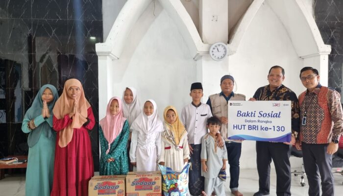 Gelar Aksi Sosial, BRI Branch Office HR Muhammad Beri Bantuan pada Panti Asuhan Himmatun Ayat