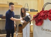 Manjakan Pecinta Produk Fashion Branded, Bonsoir Buka Toko Offline Pertama di Pakuwon Square Surabaya