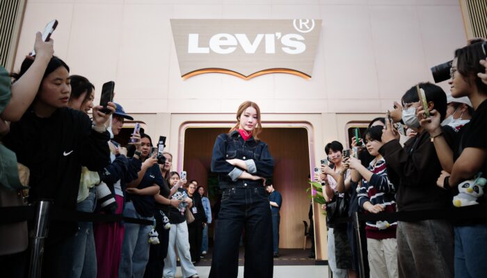 Rayakan Orisinalitas Perempuan, Levi’s® Gelar Pop-Up Imersif Bersama ROSÉ di Bangkok