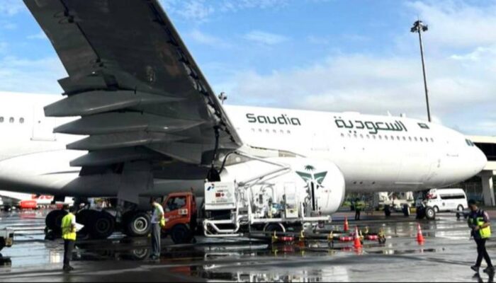 Pengisian Perdana Avtur Haji 2026 Dimulai, Pertamina Patra Niaga Pastikan Kelancaran dari Surabaya