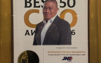 Sukses Kembangkan JNE, M Feriadi Soeprapto Raih Indonesia Best 50 CEO Awards 2026