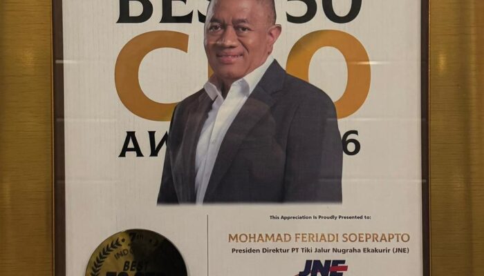 Sukses Kembangkan JNE, M Feriadi Soeprapto Raih Indonesia Best 50 CEO Awards 2026