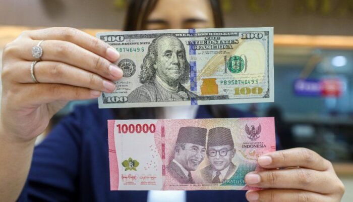 Tertekan Kombinasi Sentimen Global, Rupiah Hari Ini, Jumat, 15 Mei 2026, Ditutup Melemah