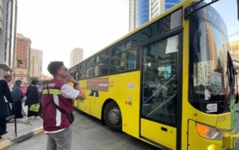 Jamaah Haji Dapat Pendampingan Penuh di Halte Bus Shalawat
