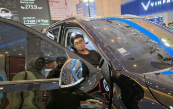 Antusias Lihat Pameran, Masyarakat Ingin Tahu Perkembangan Teknologi Otomotif EV Terbaru  