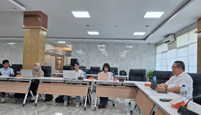 Kolaborasi Industri dan Kampus, TPS Gelar Kuliah Umum untuk Mahasiswa Akuntansi UNAIR