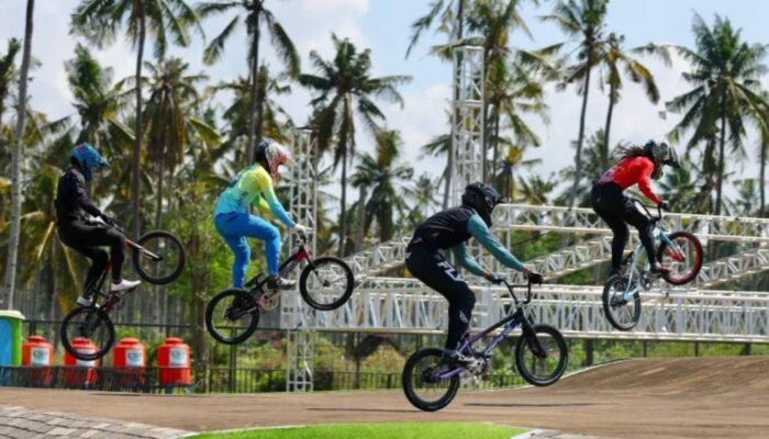 Banyuwangi BMX Supercross 2026 Gerakkan Ekonomi Lokal, Warga Raup Cuan dari Sport Tourism