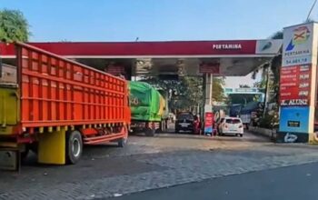 Kelangkaan Solar Bersubsidi di Pantura Jatim Ganggu Distribusi Logistik, APTRINDO: Pengiriman Melambat