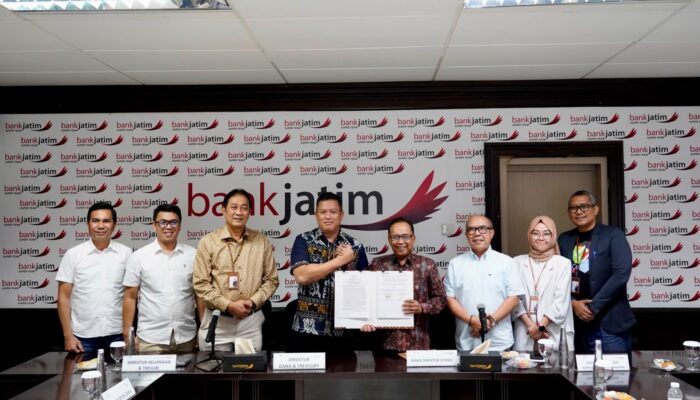Perkuat Sinergi Antar BPD, Bank Jatim dan Bank NTT Jalin Kerja Sama Layanan Jasa Remitansi Kemitraan