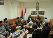 Perkuat Layanan Logistik di Kampus, JNE Jalin Kerjasama dengan Unida Gontor