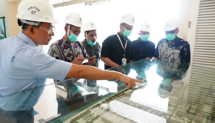 Gali Penerapan Teori Manajemen Industri Pangan, Mahasiswa Doktoral IPB University Kunjungi Pabrik Bogasari