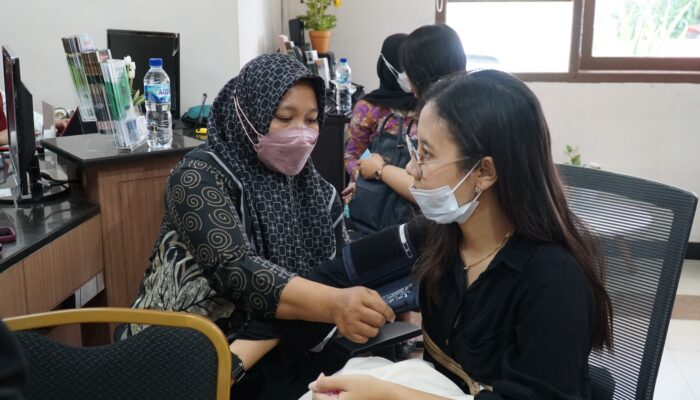 Lindungi dari HPV, Ratusan Peserta Ikuti Vaksinasi Dosis ke Tiga di BBPOM Surabaya