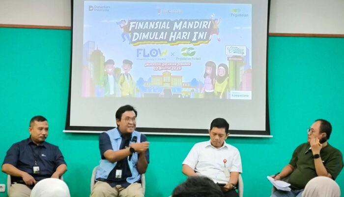 Gelar Talkshow di Unair, Pegadaian Tingkatkan Literasi Keuangan Bagi Generasi Muda