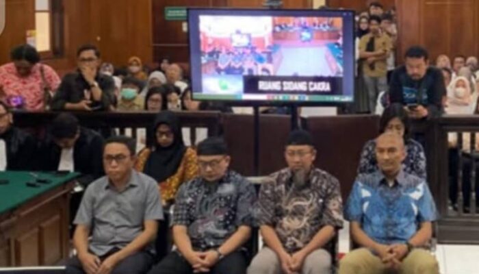 Vonis Dua Kali Lipat Tuntutan Jaksa, Enam Terdakwa Korupsi Pelindo-APBS Dipenjara 4 Tahun