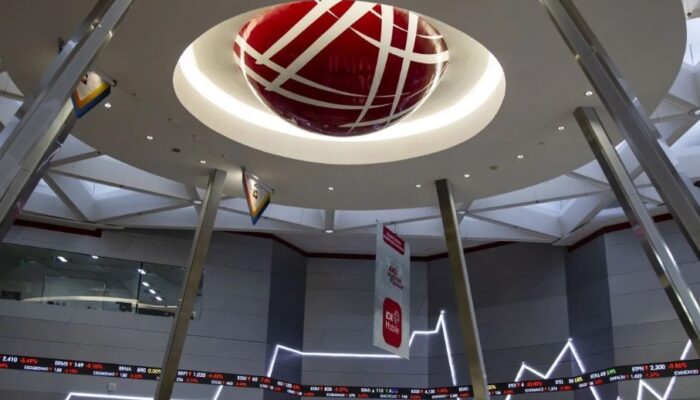 IHSG Sesi II Ditutup Melemah 26 Poin ke Level 6.121