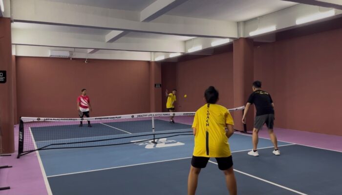 Makin Ngetren, Pickleball Mulai Digemari Kalangan Muda Surabaya