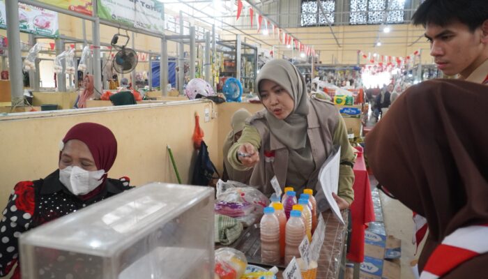 BPOM Surabaya Bina dan Ajak 110 PKL Naik Kelas Lewat Gelaran Jatim Truly