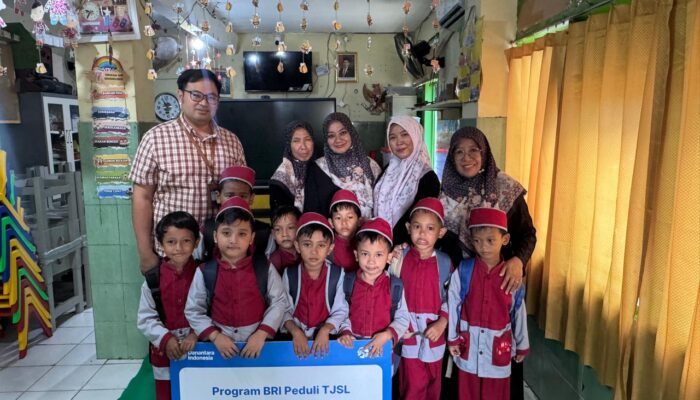 BRI Peduli Salurkan Bantuan Sarana Pendidikan Rp62 Juta pada TK Mutiara Sembilan