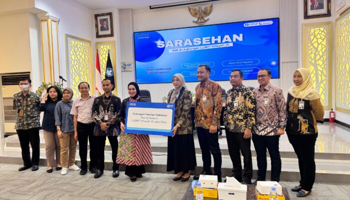 Dukung Akses Informasi Pendidikan, BRI Surabaya Rajawali Serahkan Videotron ke LLDIKTI Wilayah VII