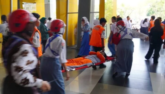 ITS Bekali 1.000 Siswa di Jatim Keterampilan Mitigasi Bencana